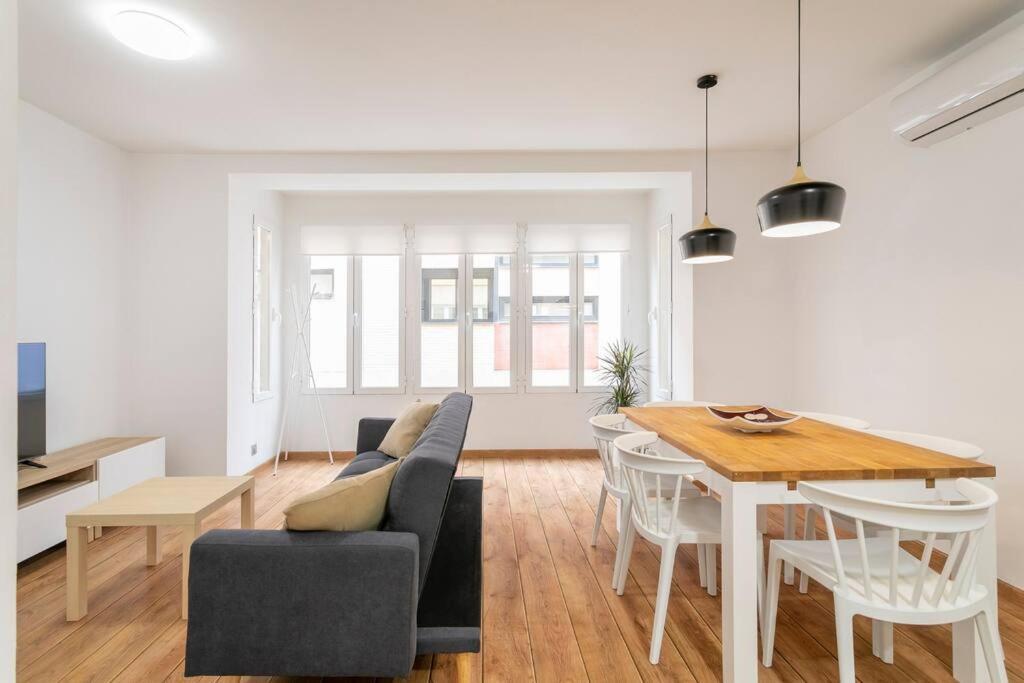 Cozy Apartment City Center Alicante Exteriör bild